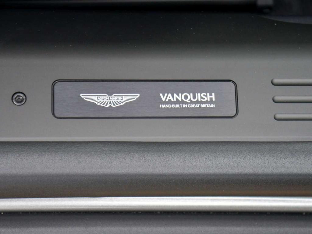 Aston Martin Vanquish