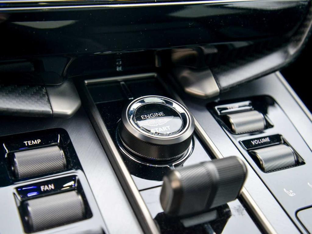 Aston Martin Vanquish