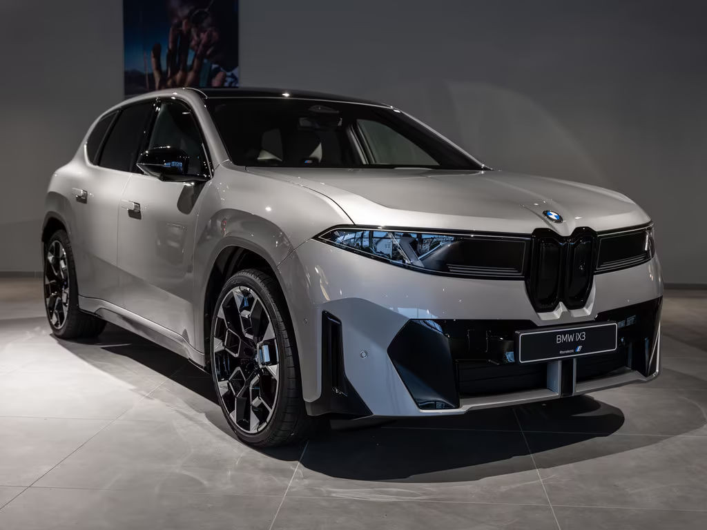 BMW iX3