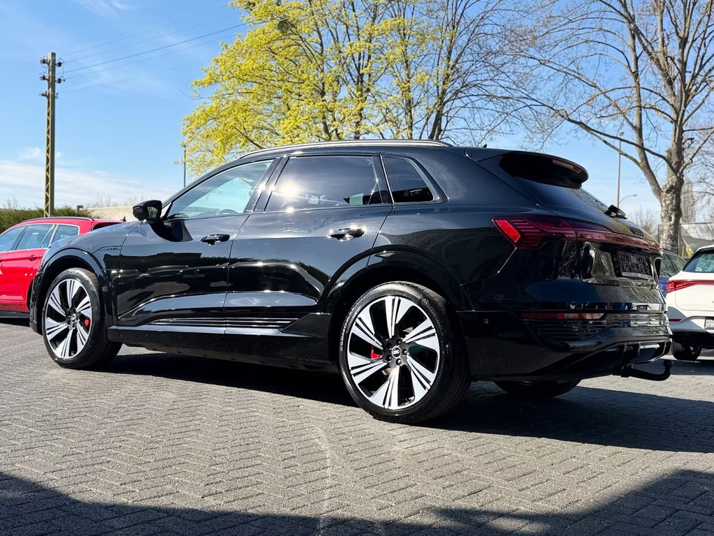 Audi Q8 e-tron