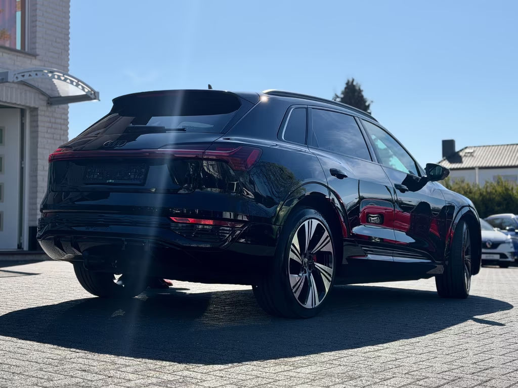 Audi Q8 e-tron