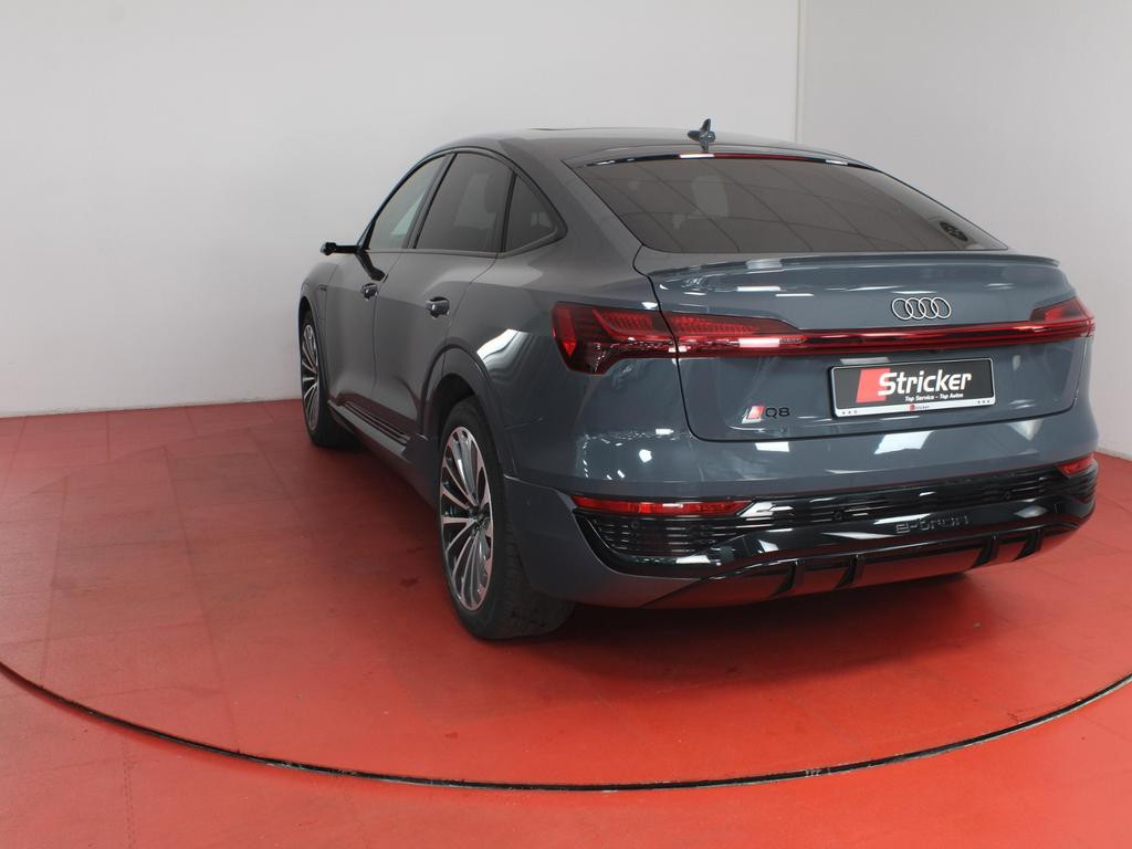 Audi Q8 e-tron