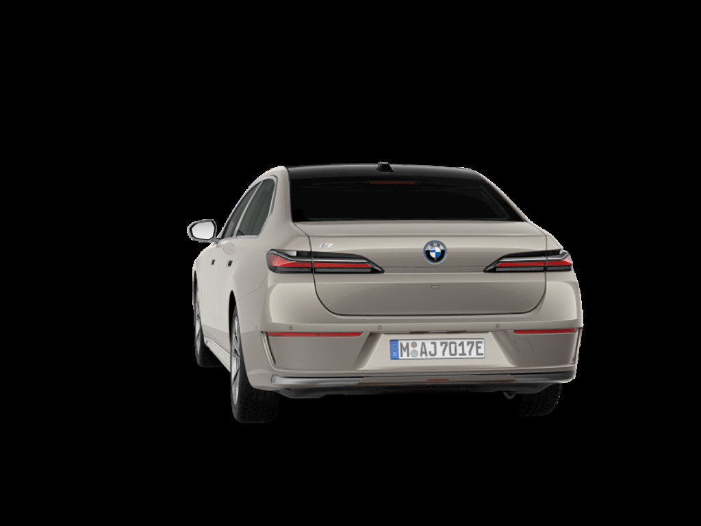BMW i7