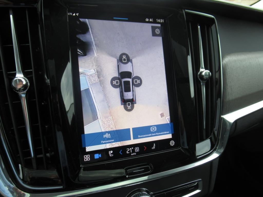 Volvo V90 Cross Country