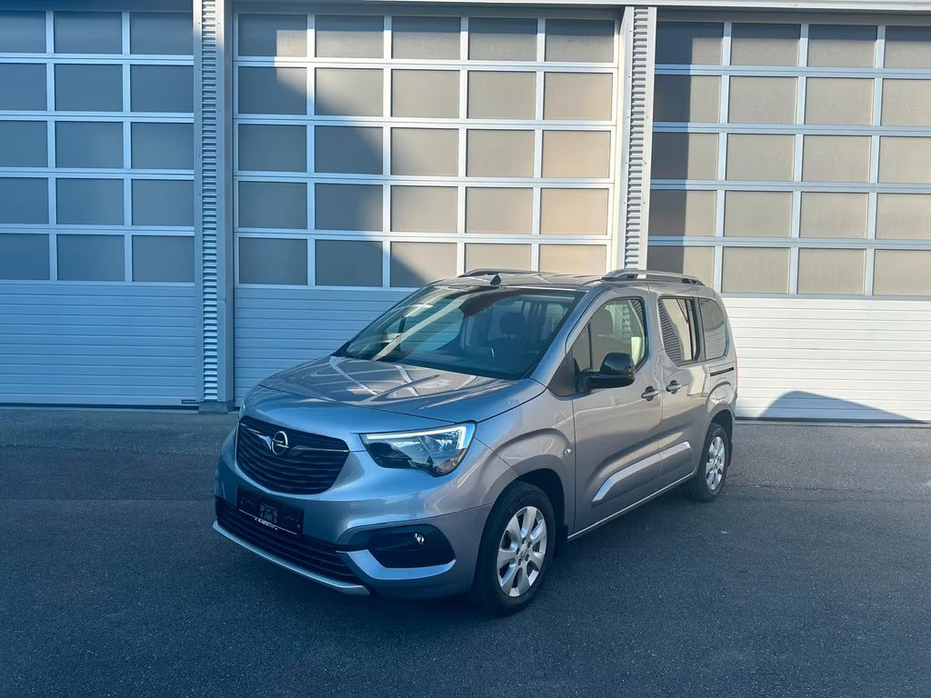 Opel Combo 2022 Benzine