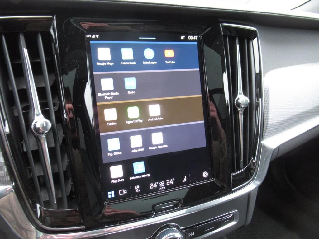 Volvo V90 Cross Country