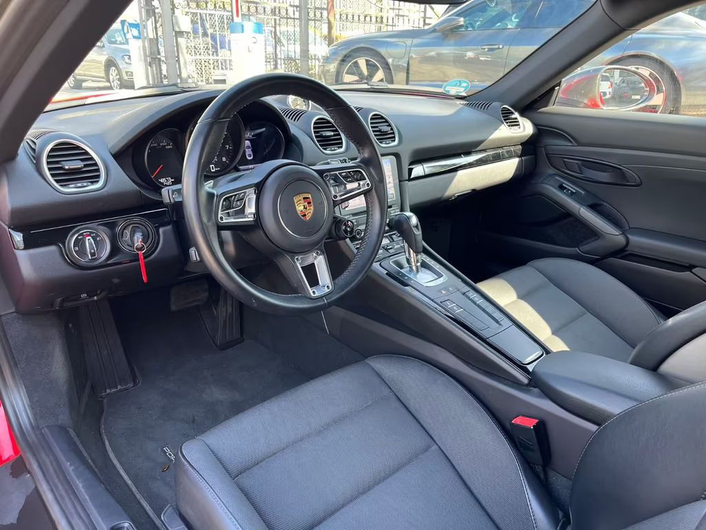 Porsche Cayman