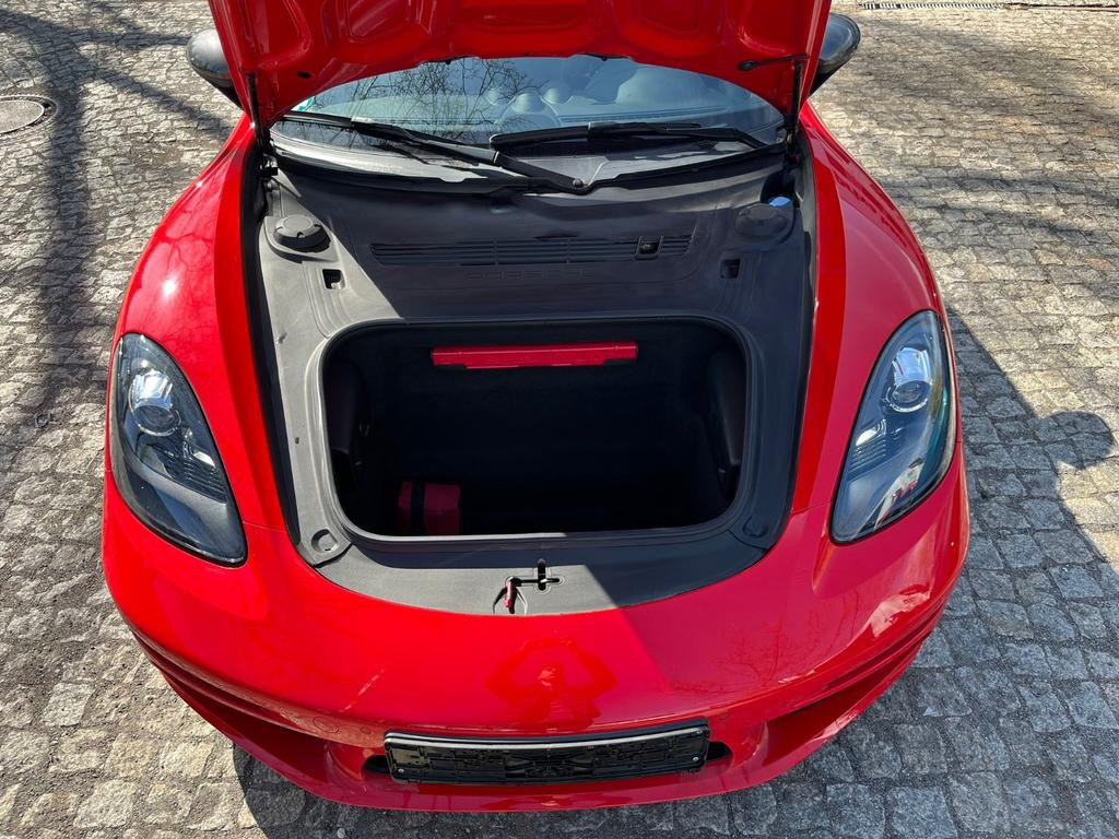 Porsche Cayman