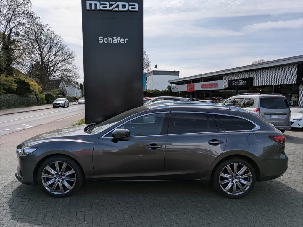 Mazda 6