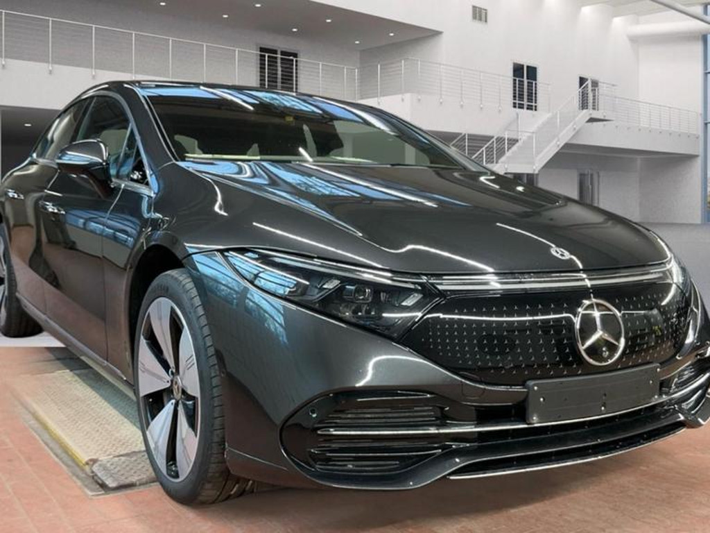 Mercedes-Benz EQS
