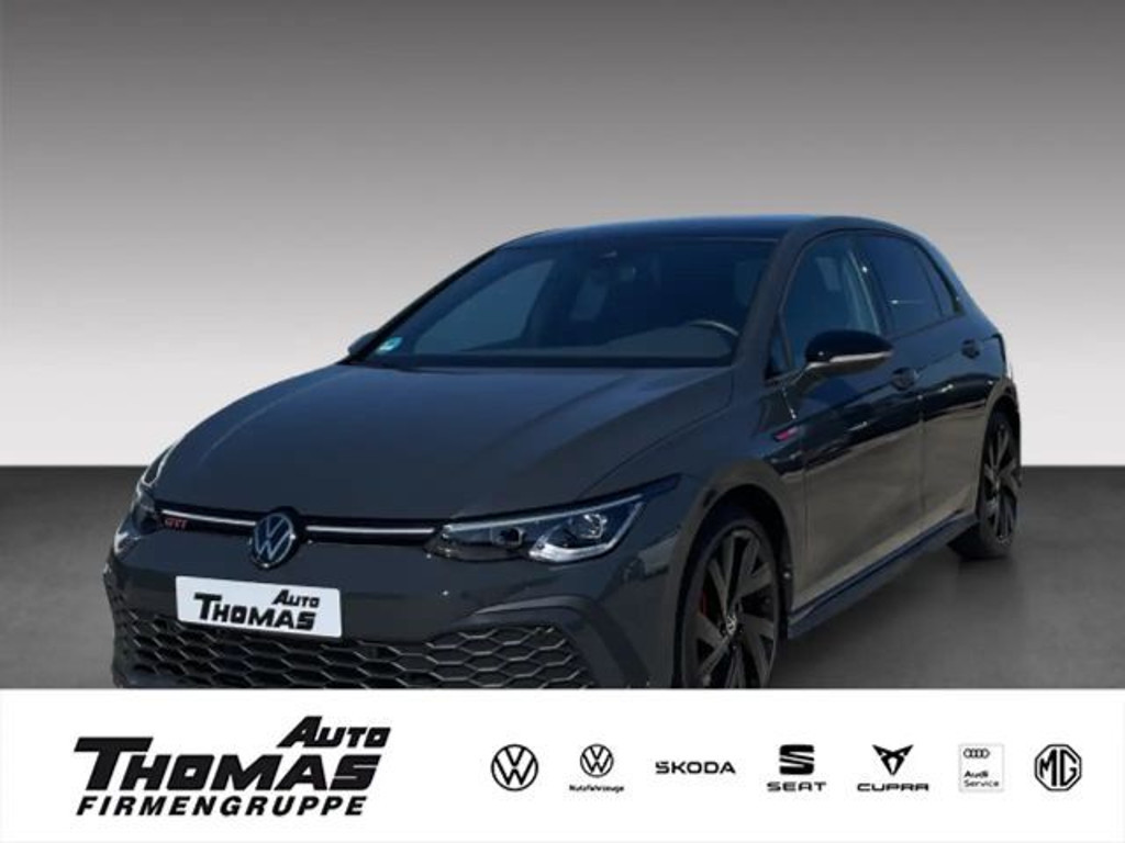 Volkswagen Golf 2024 Benzine