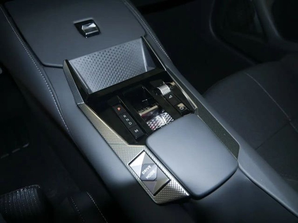 DS DS 4