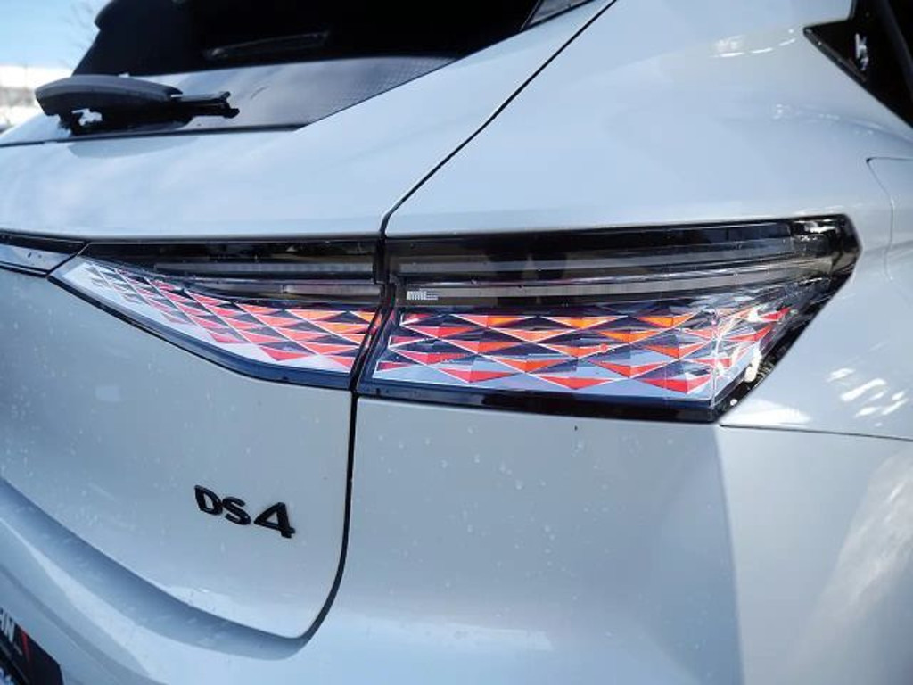 DS DS 4
