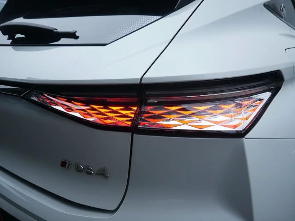 DS DS 4