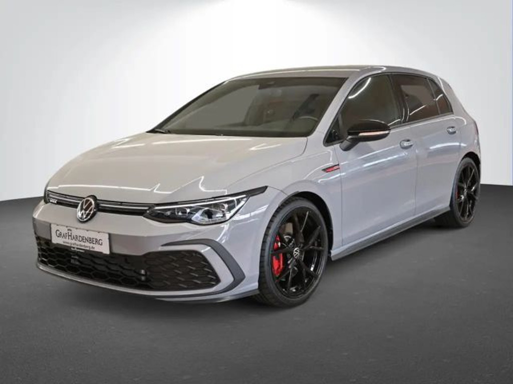 Volkswagen Golf 2023 Benzine