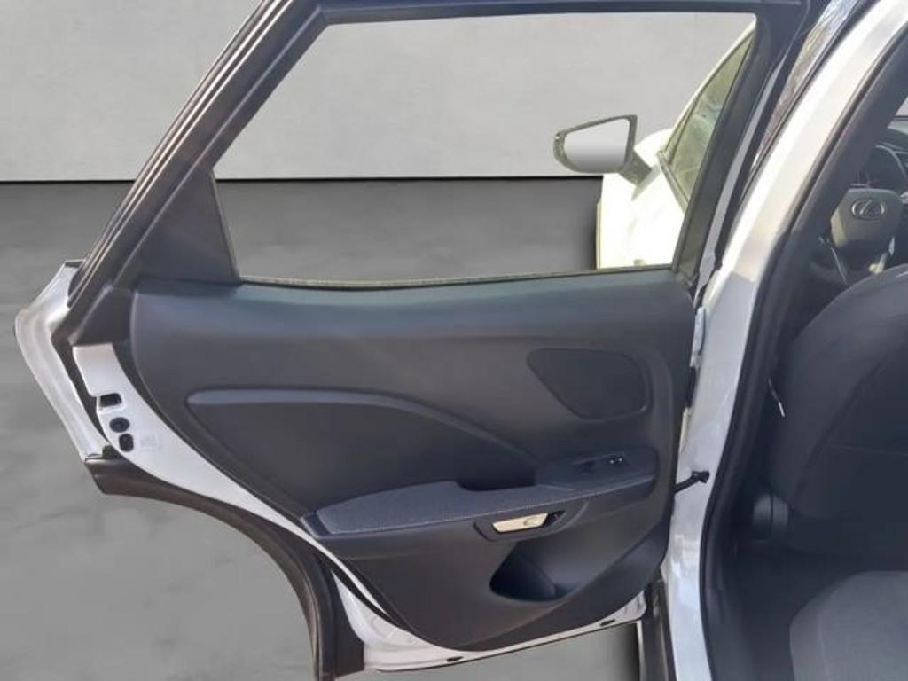 Lexus LBX