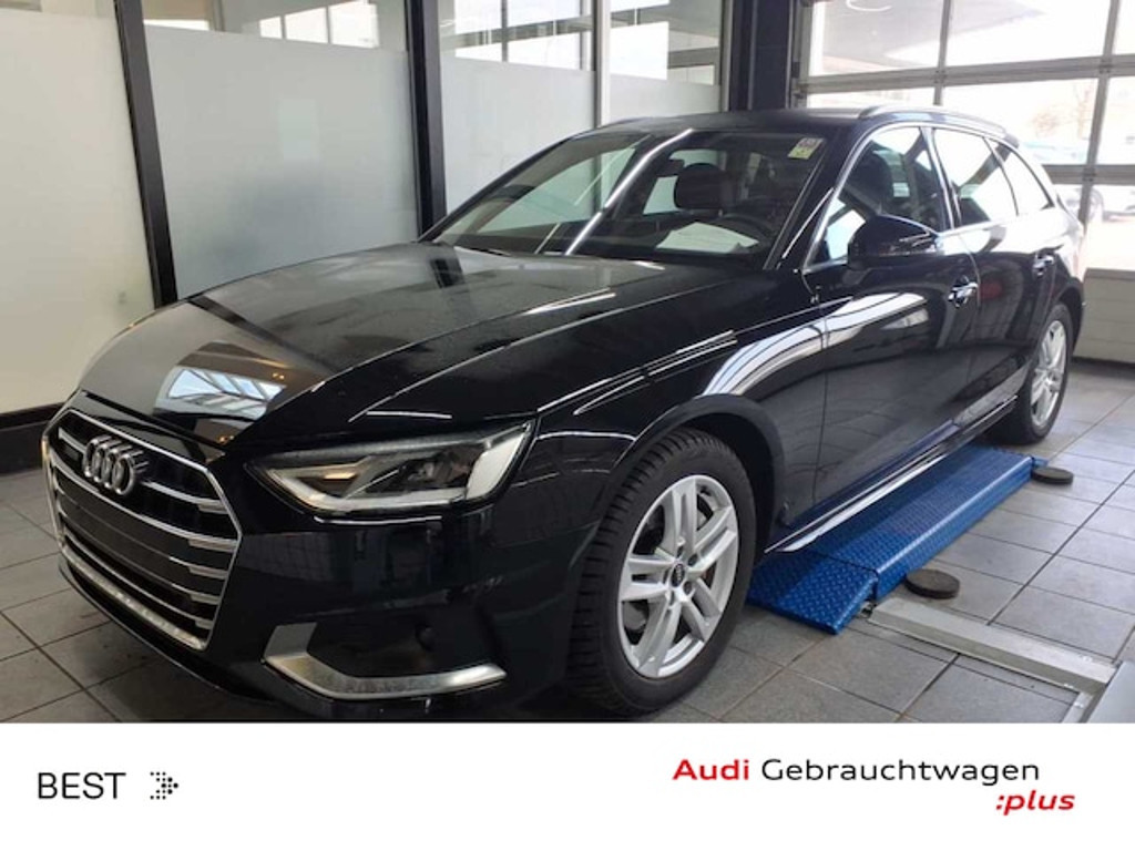 Audi A4 2023 Benzine