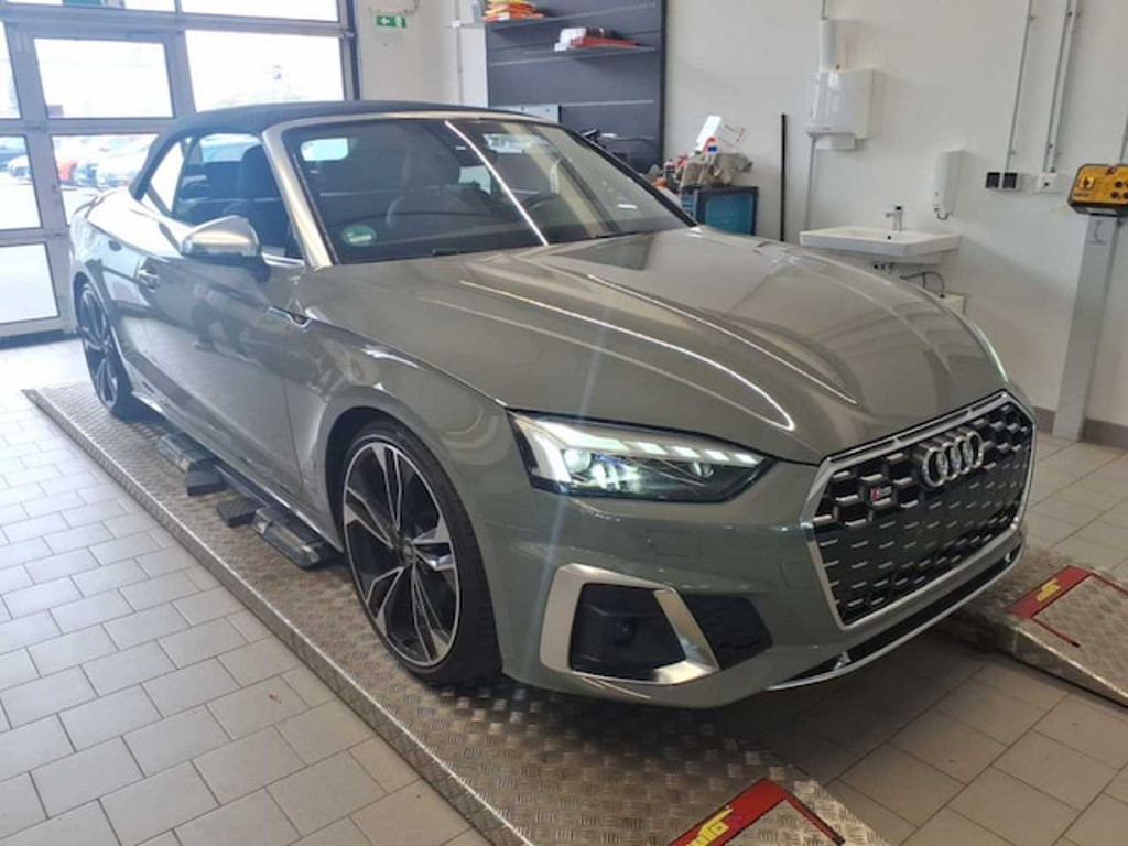 Audi S5