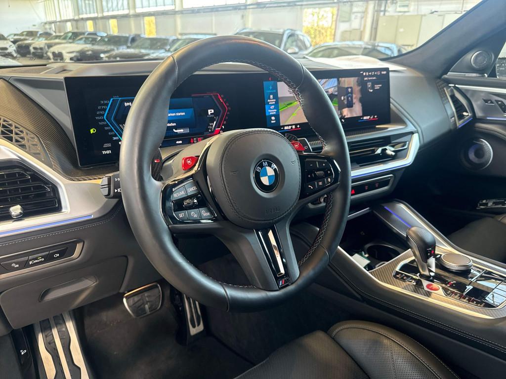 BMW XM