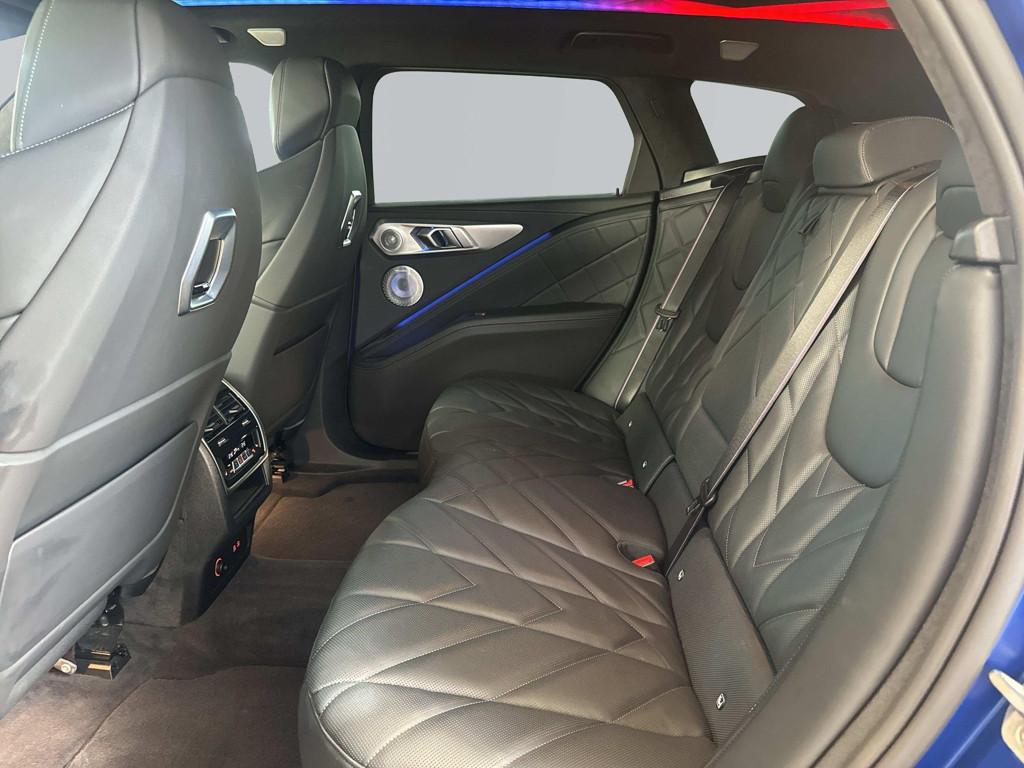 BMW XM