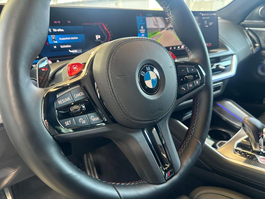 BMW XM