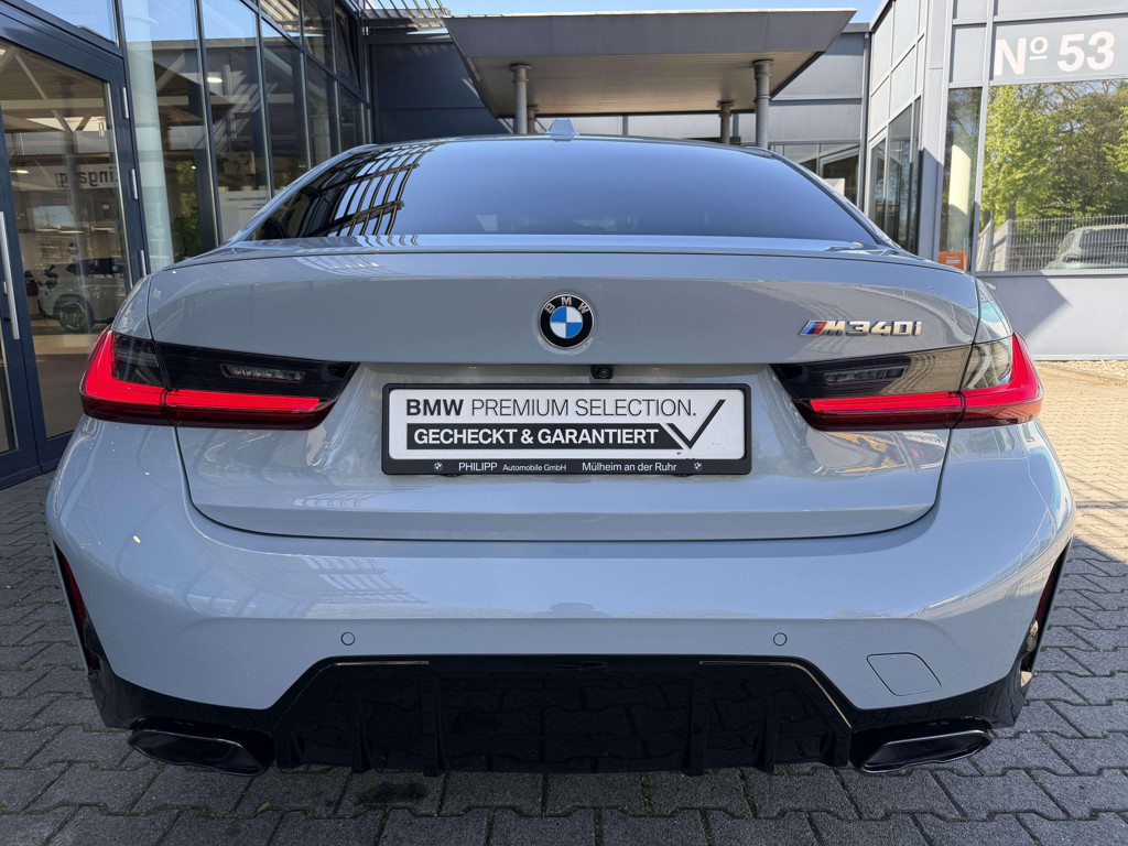 BMW M340
