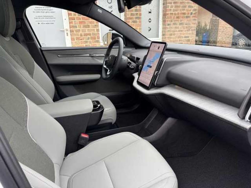 Volvo EX30