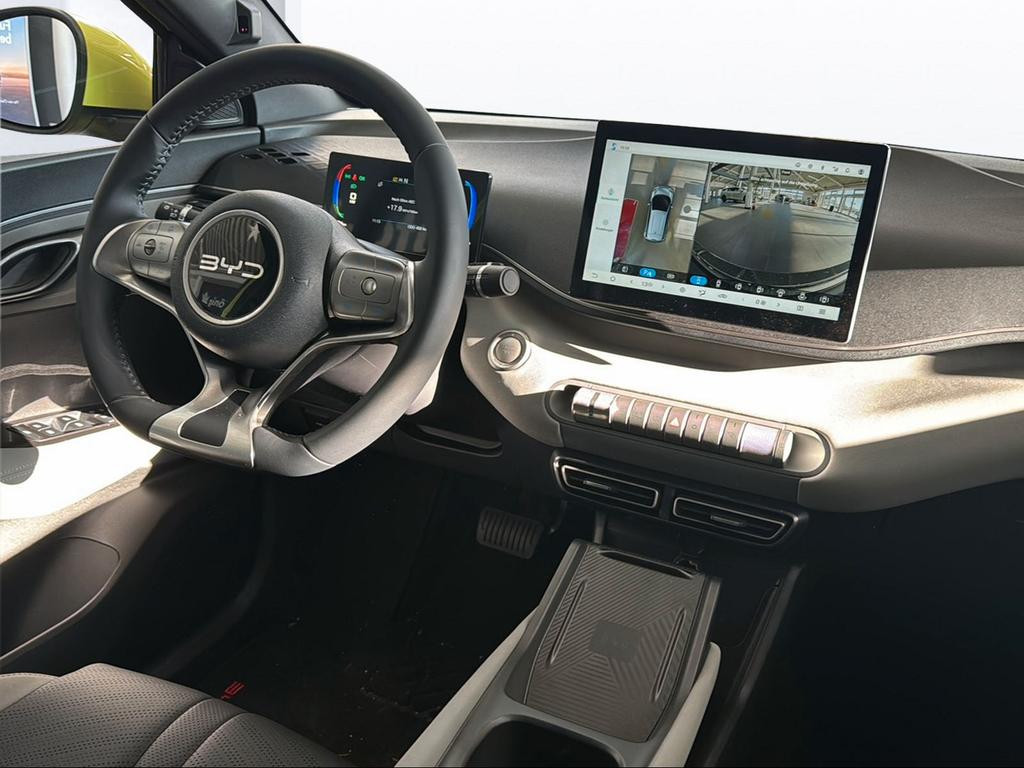 BYD Dolphin