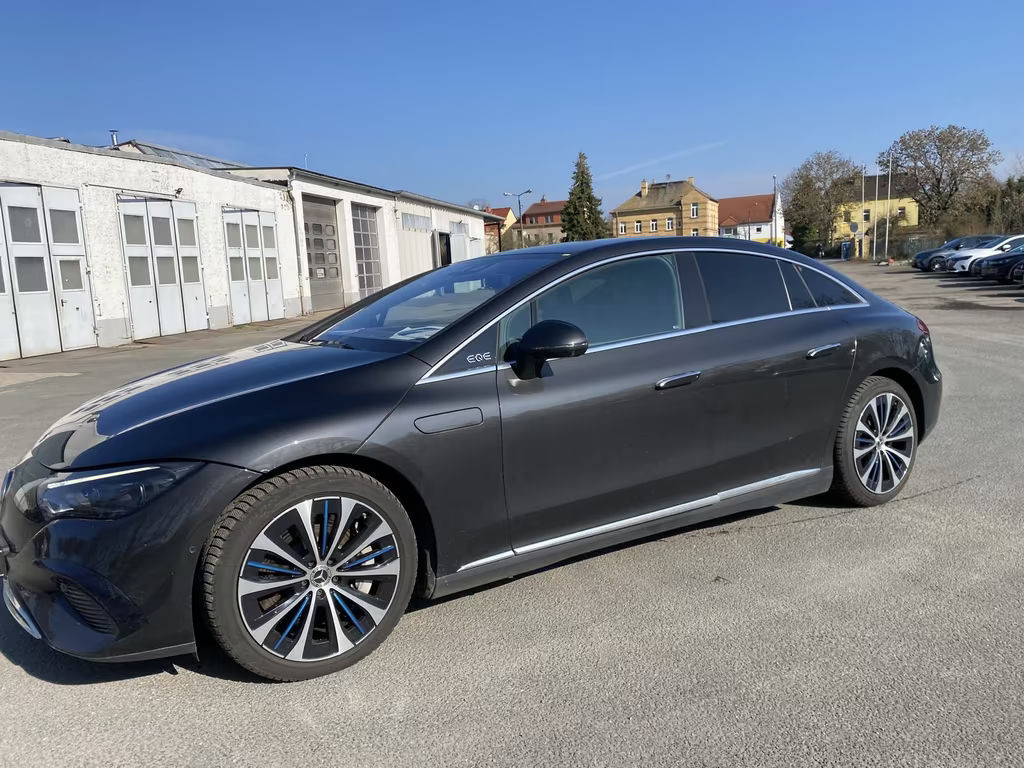 Mercedes-Benz EQE