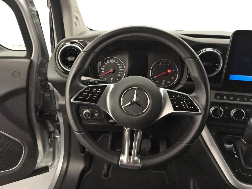 Mercedes-Benz T 180