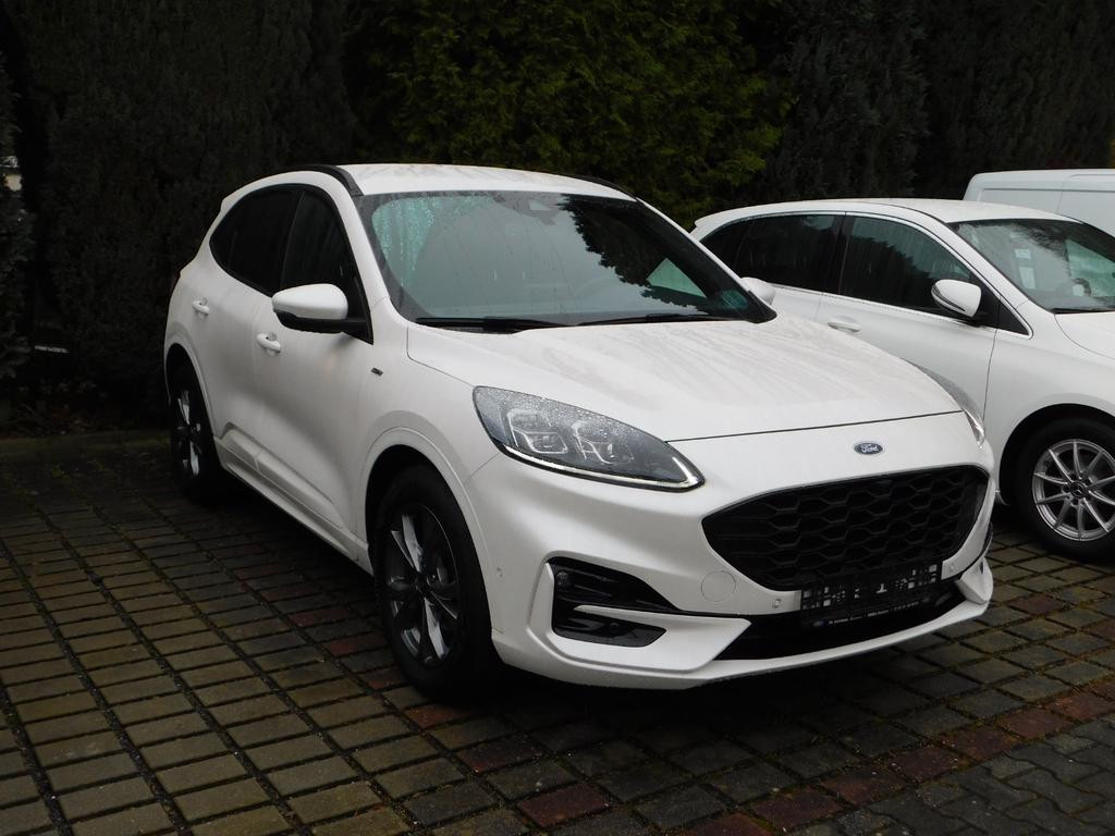 Ford Kuga 2022 Benzine