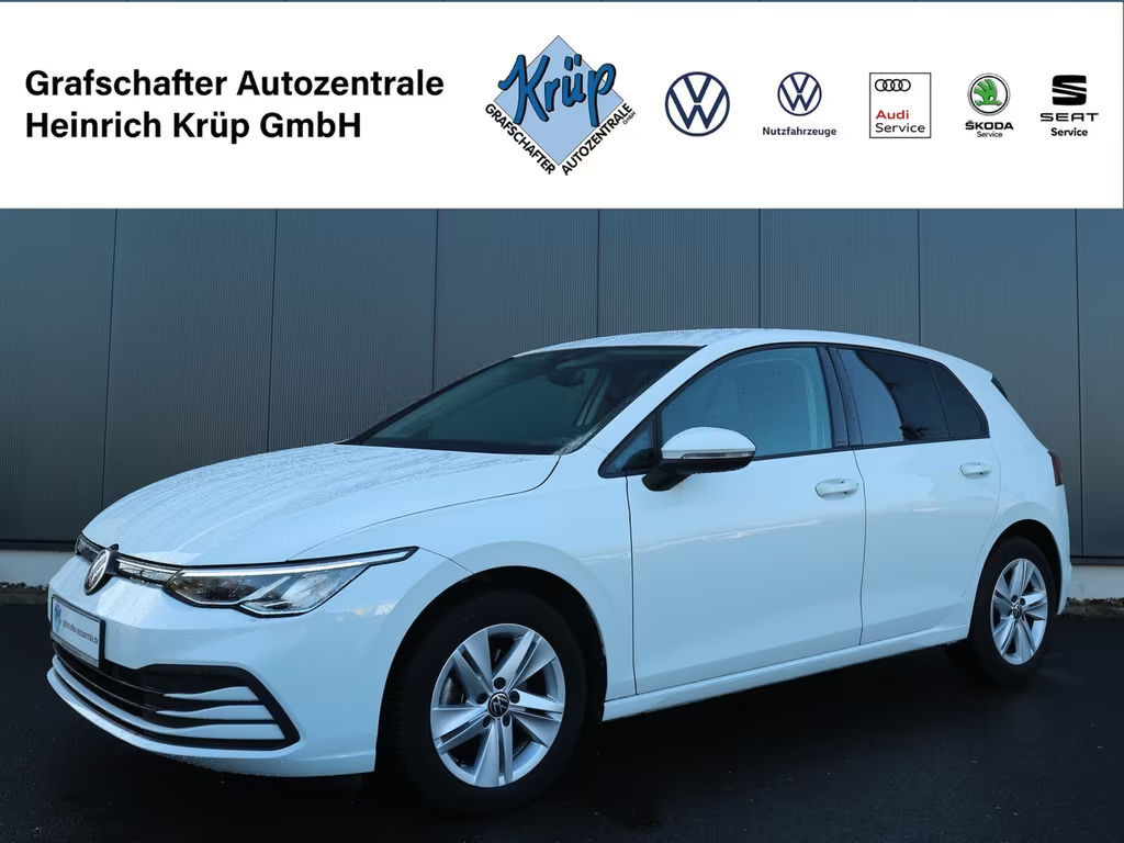 Volkswagen Golf 2023 Benzine