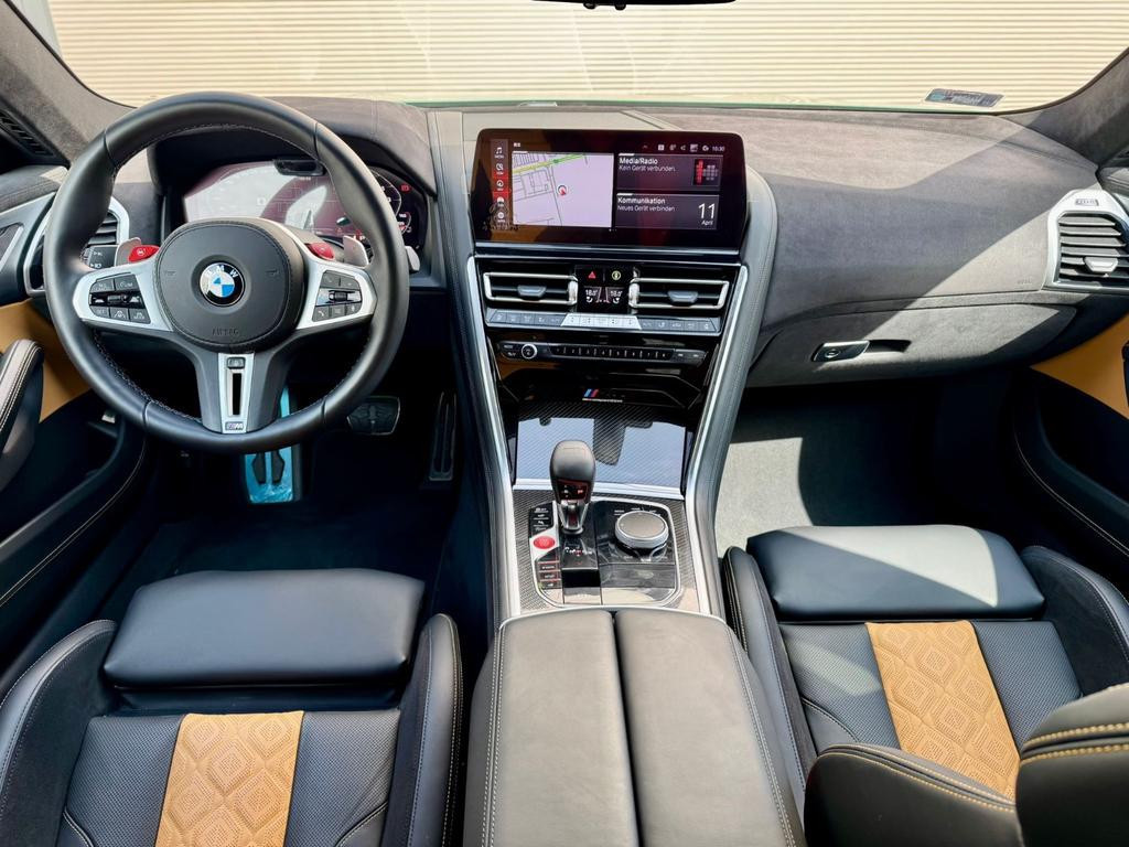 BMW M8