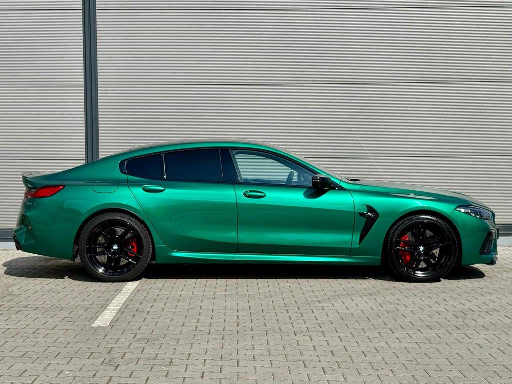 BMW M8
