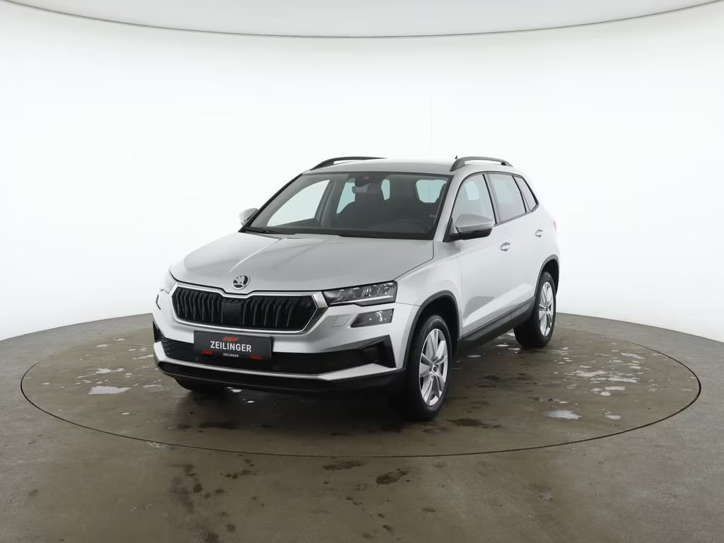 Skoda Karoq 2025 Benzine