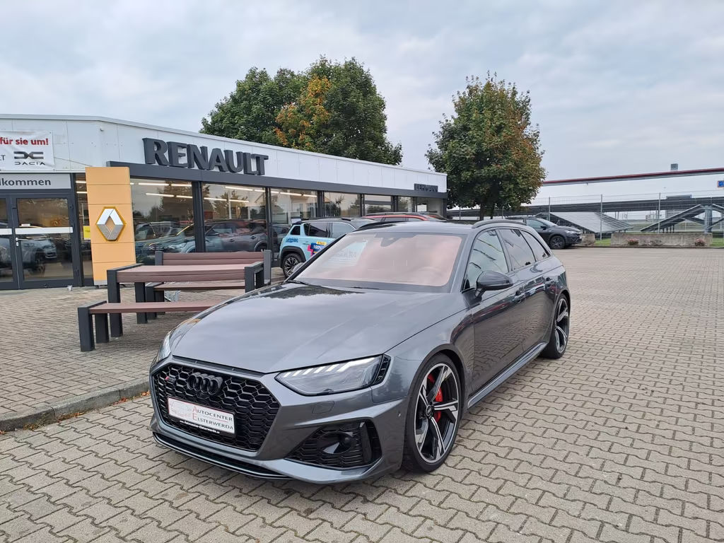 Audi RS4 2021 Benzine