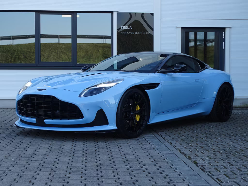 Aston Martin DB12 2024 Benzine