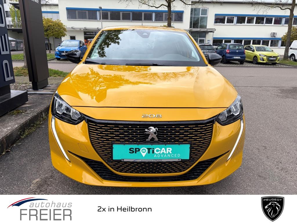 Peugeot e-208