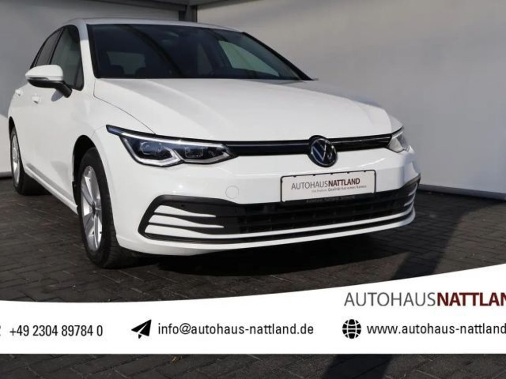 Volkswagen Golf 2023 Benzine