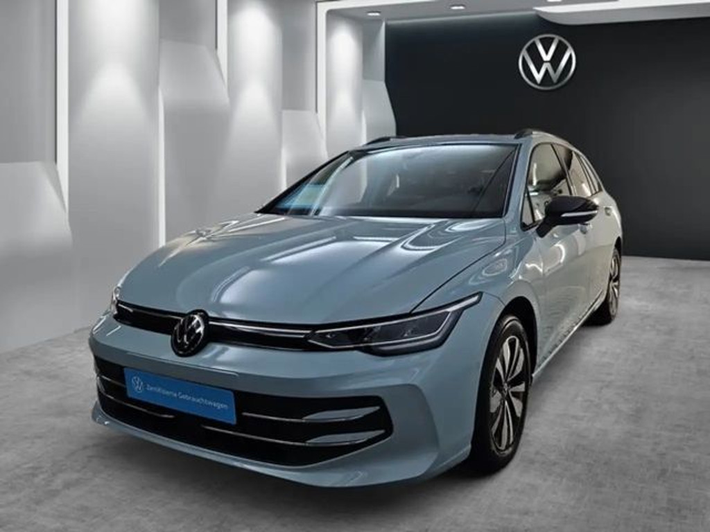 Volkswagen Golf 2025 Benzine