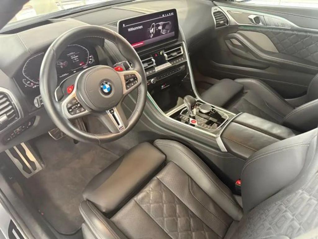 BMW M8