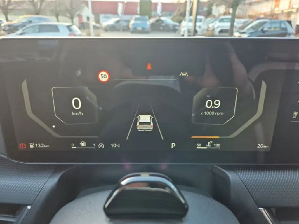 Kia K4