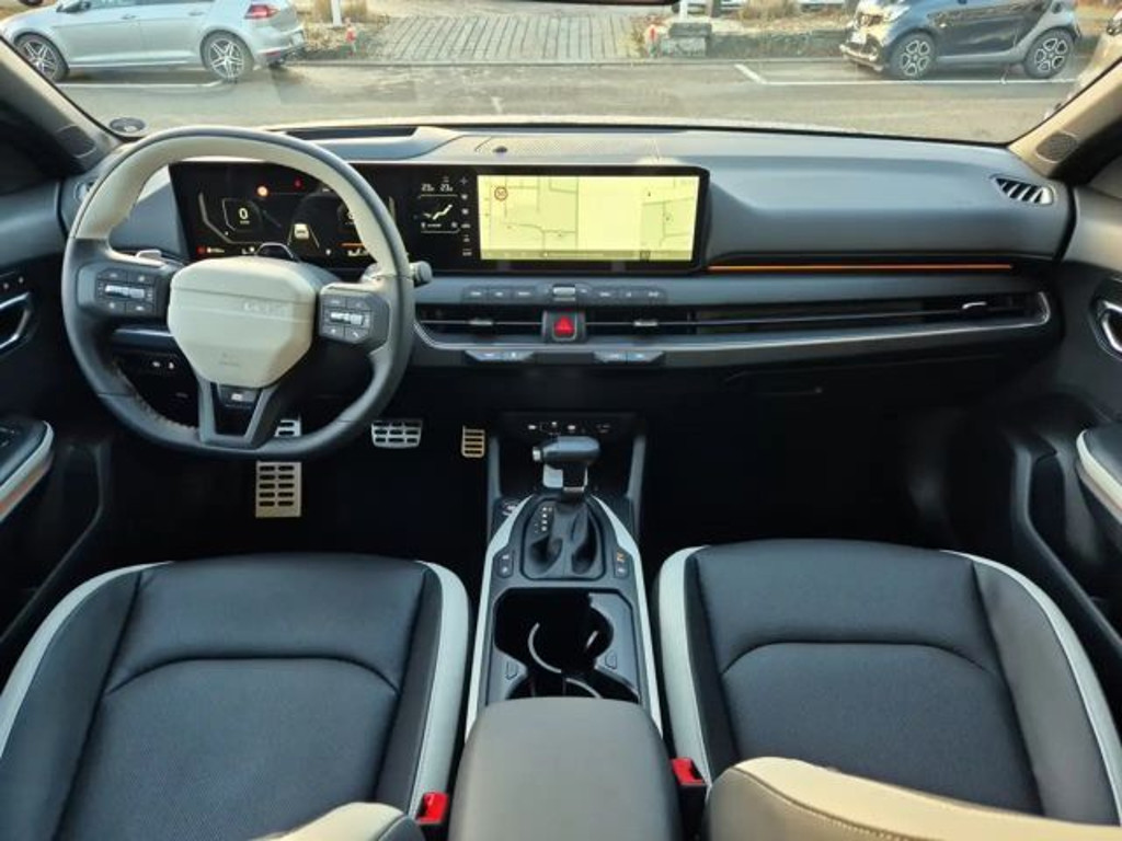 Kia K4