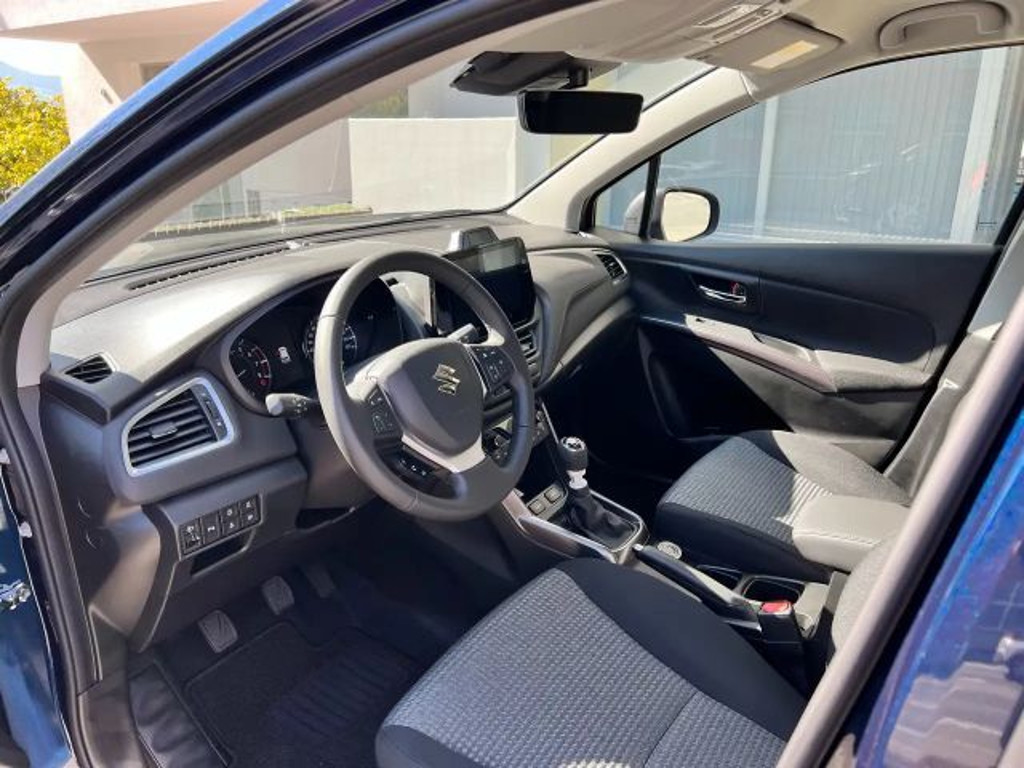 Suzuki S-Cross