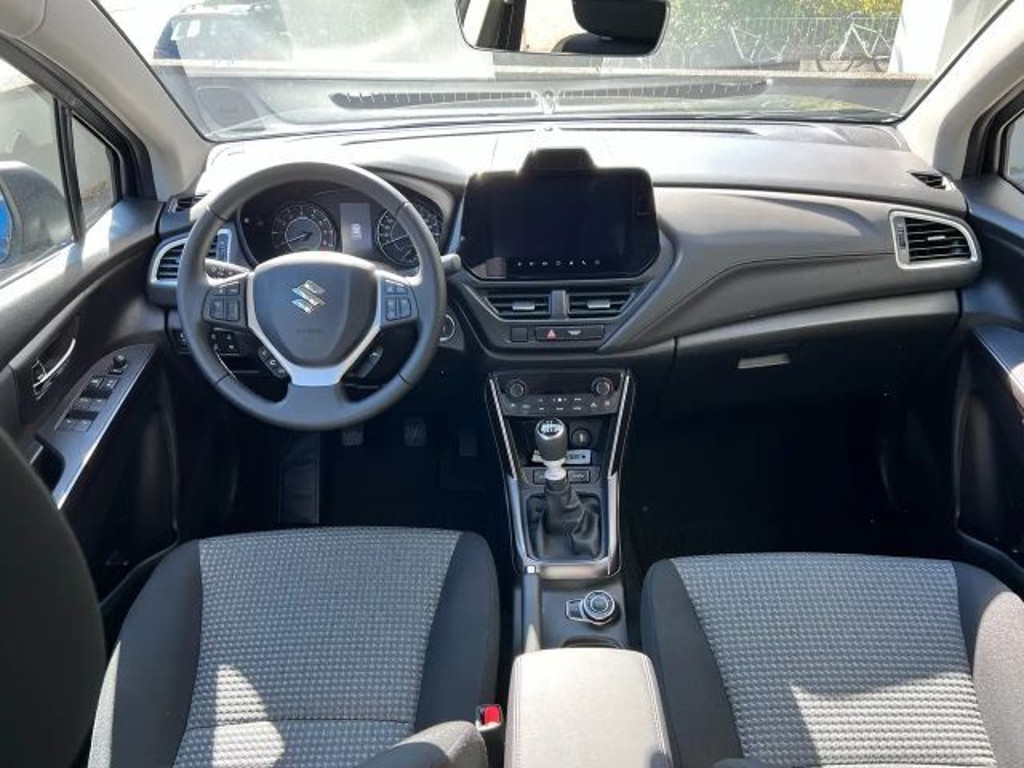 Suzuki S-Cross