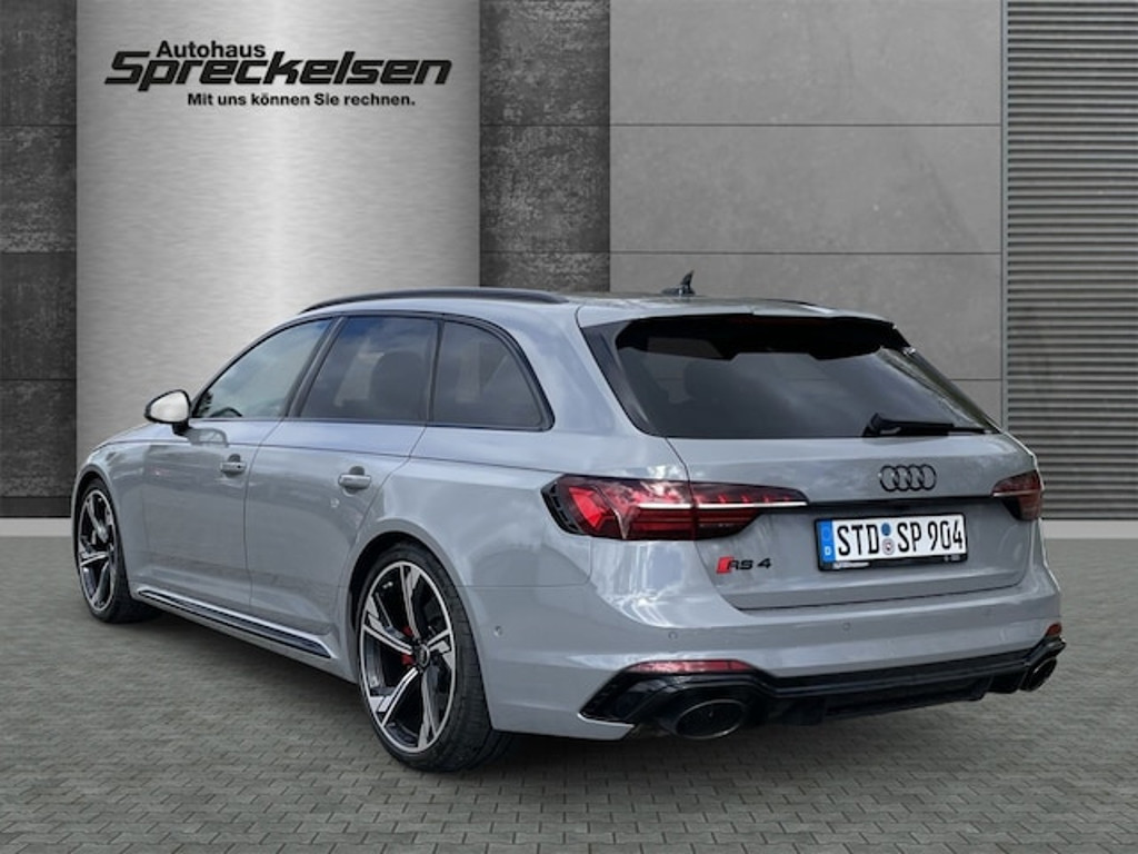 Audi RS4