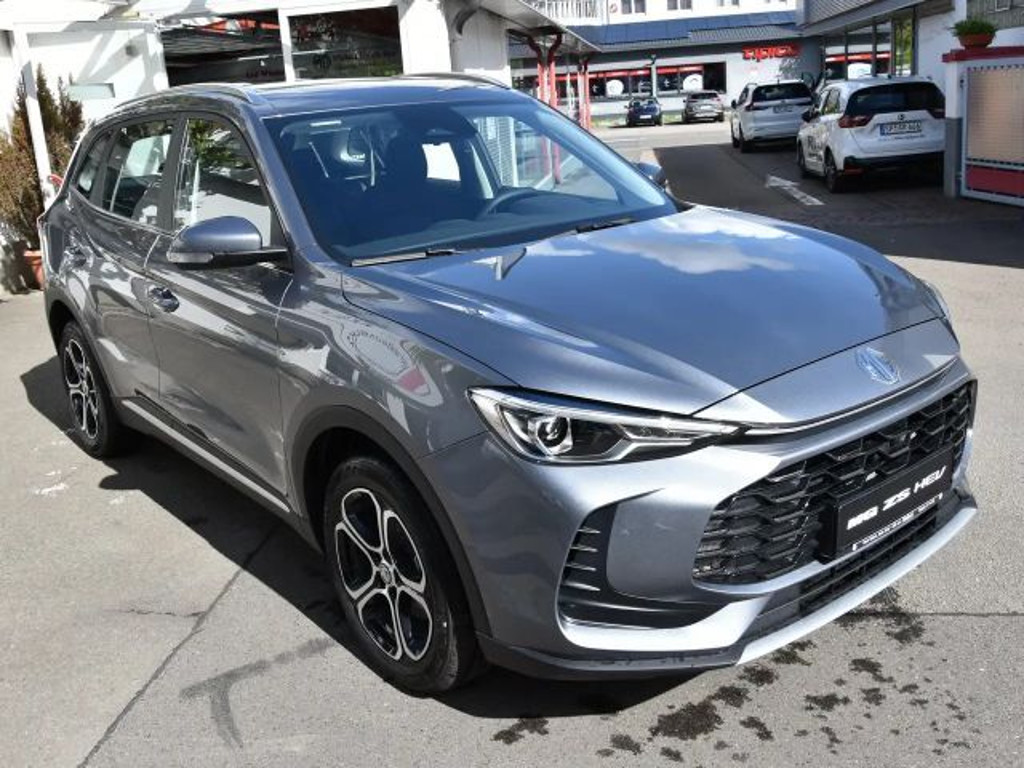 MG ZS