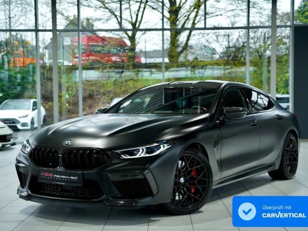 BMW M8 2024 Benzine