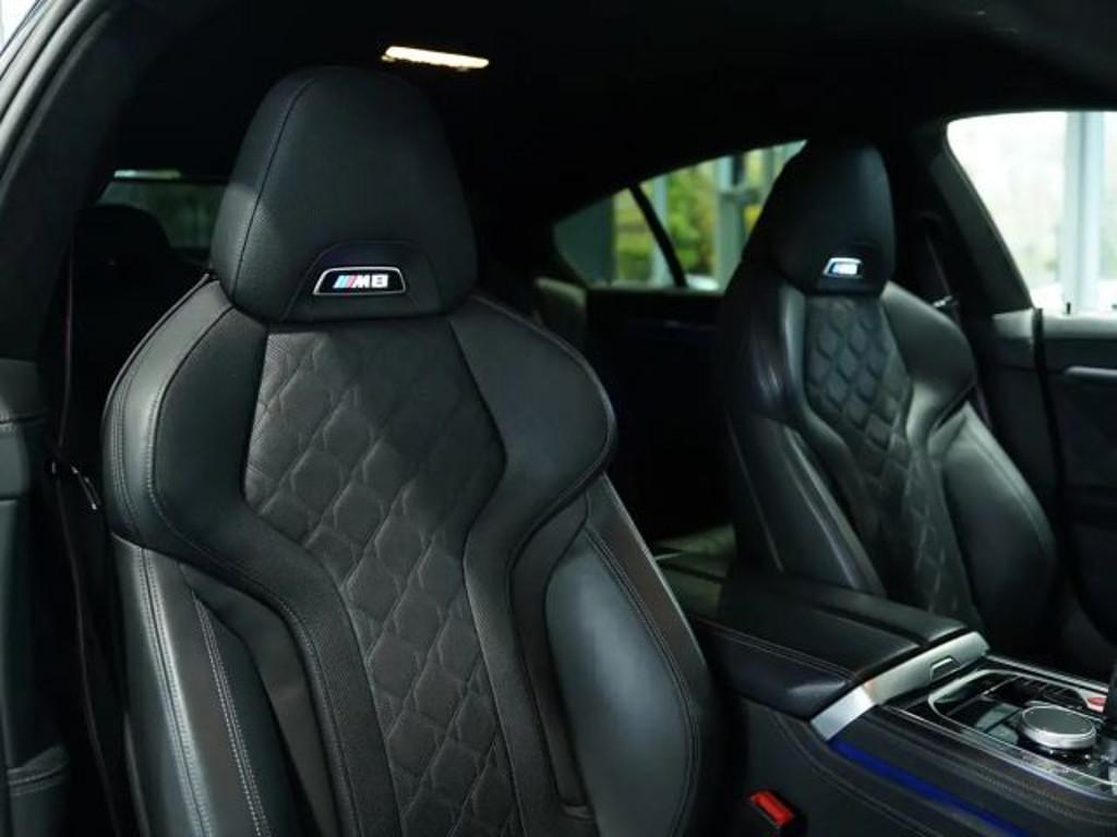 BMW M8