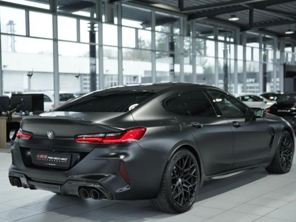 BMW M8